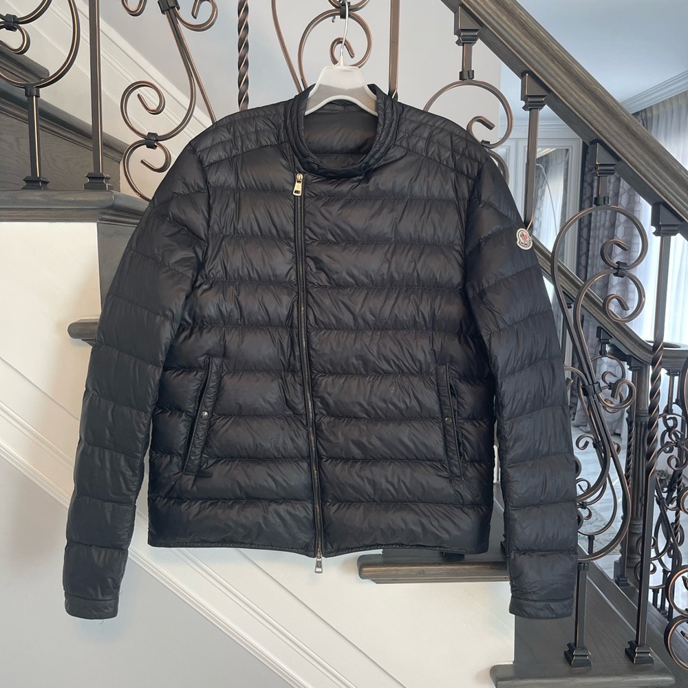 Moncler Men’s Quilted Down Puffer Bomber Jacket in Black Size 3